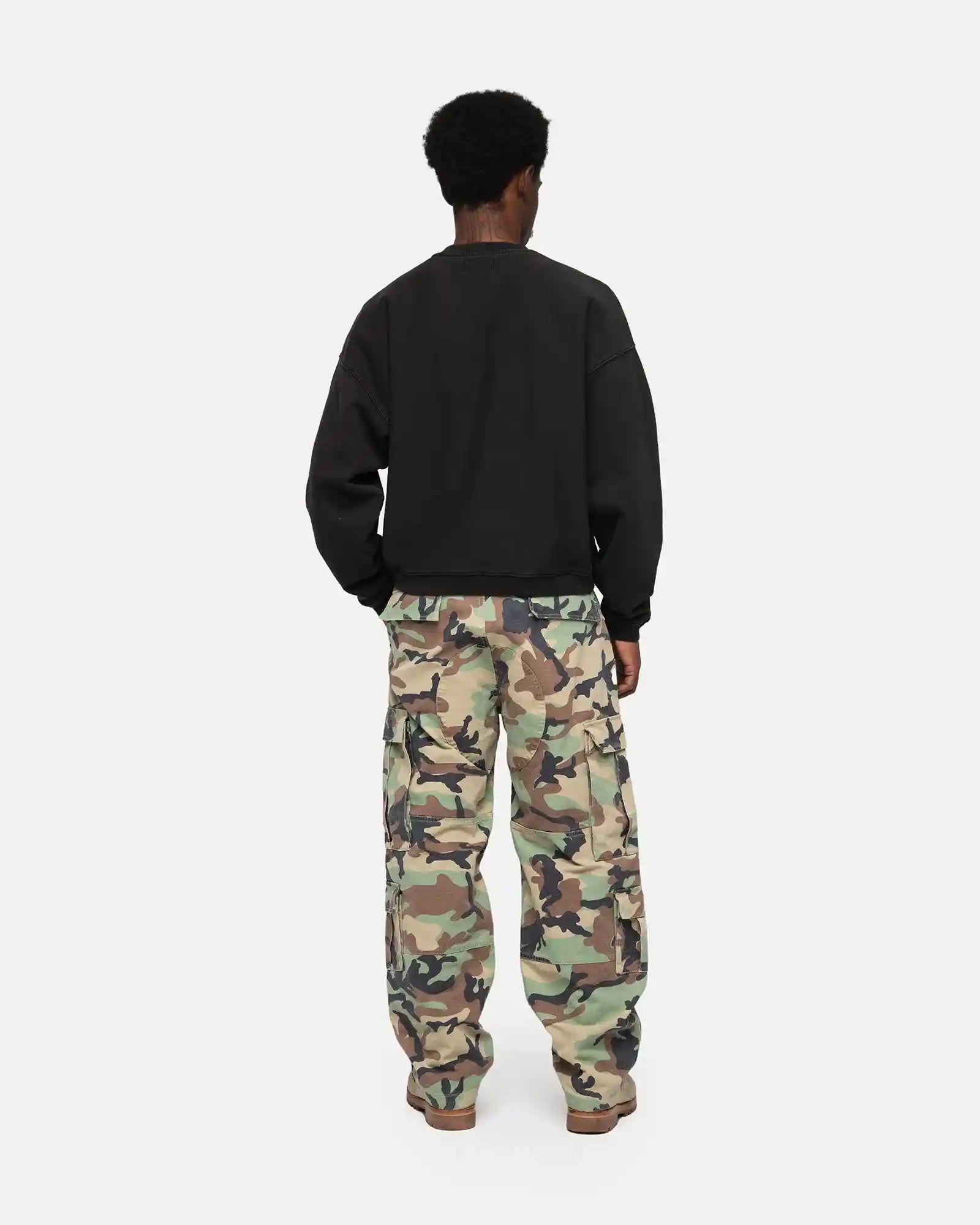 Stussy Varsity Oversized Crew, black — available at Norwood