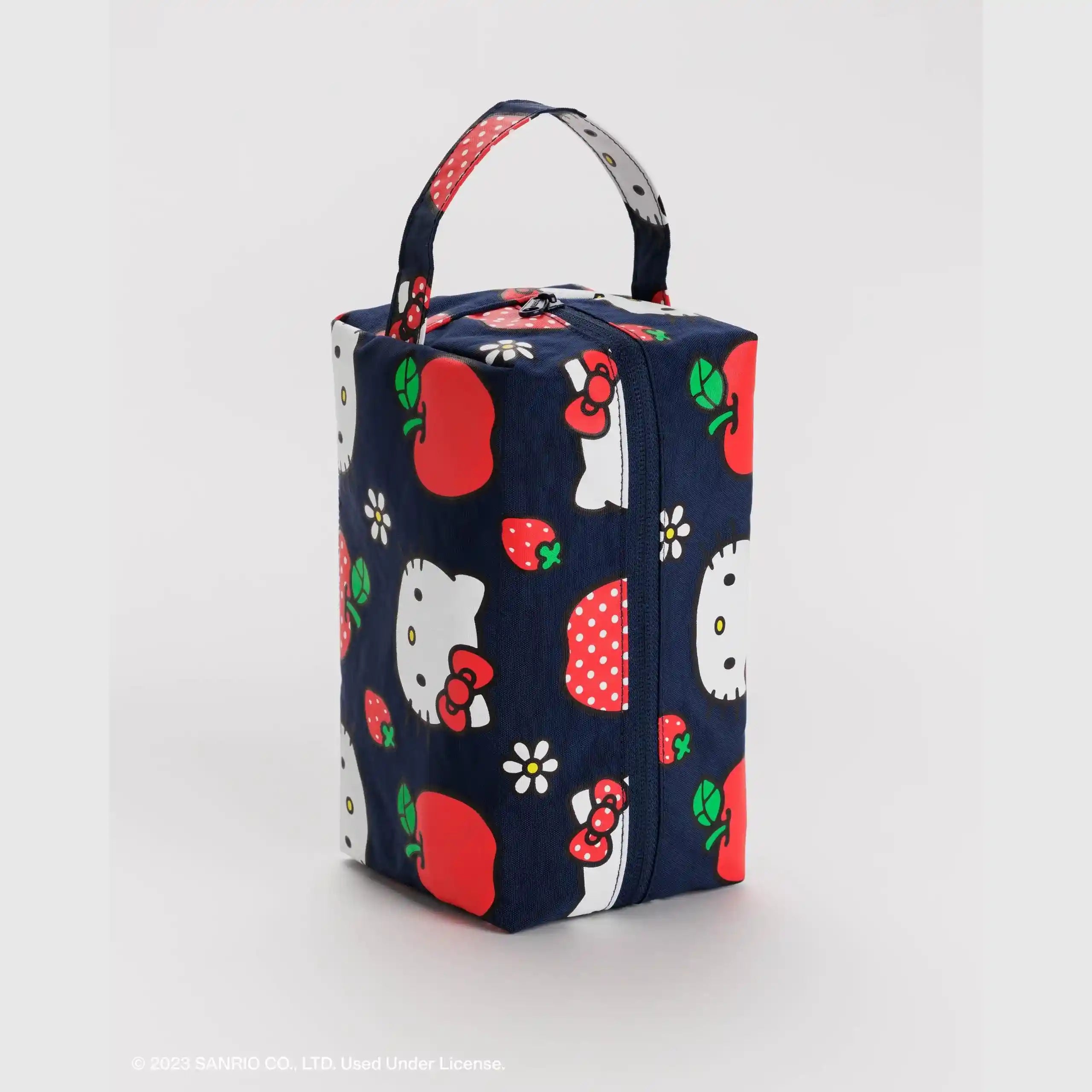 Baggu Dopp Kit, hello kitty apple