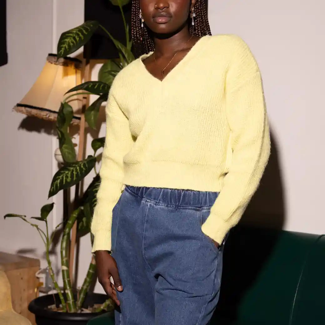 Womens Back Detailed Pullover Sweater, lime