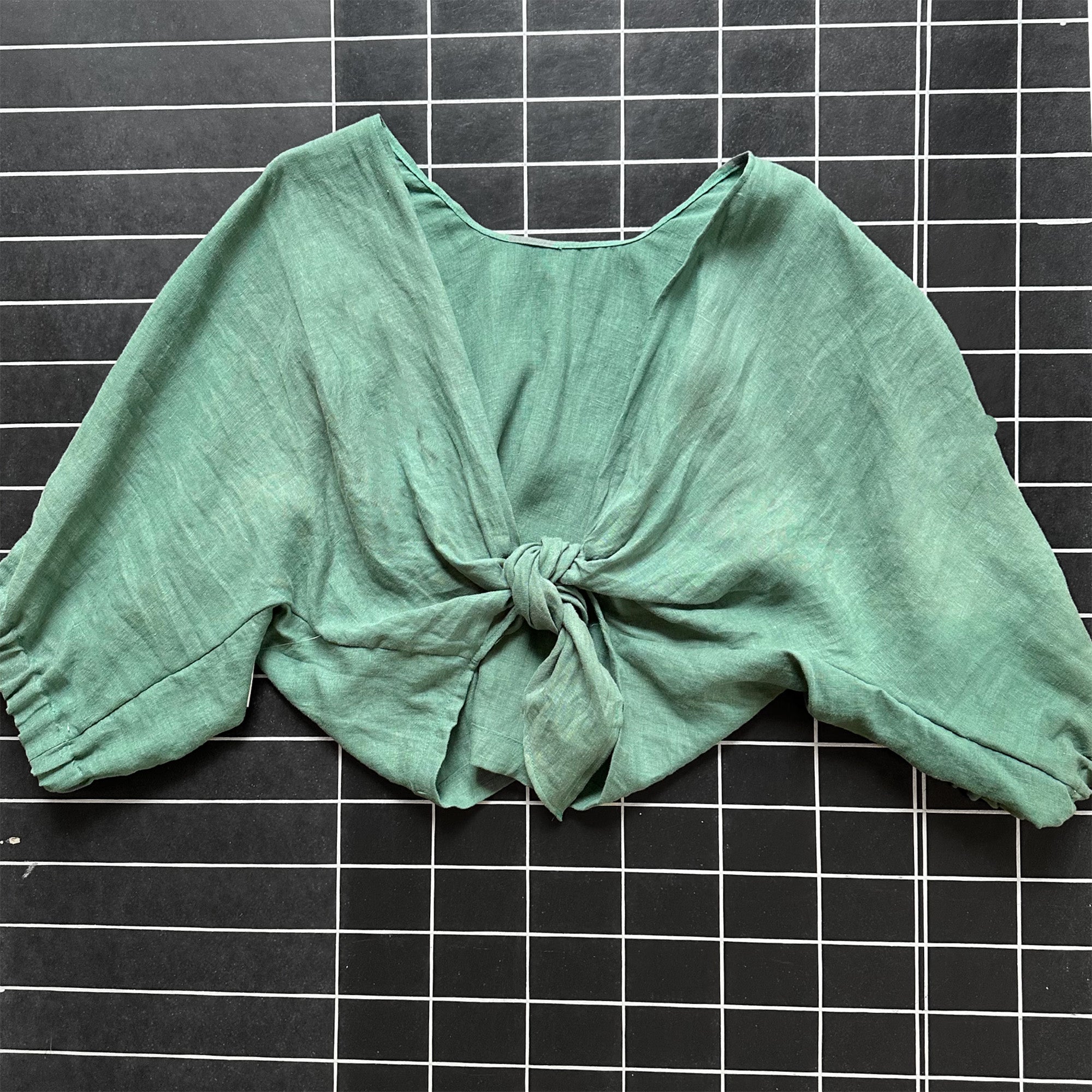 CUB Wrap Top, moss linen