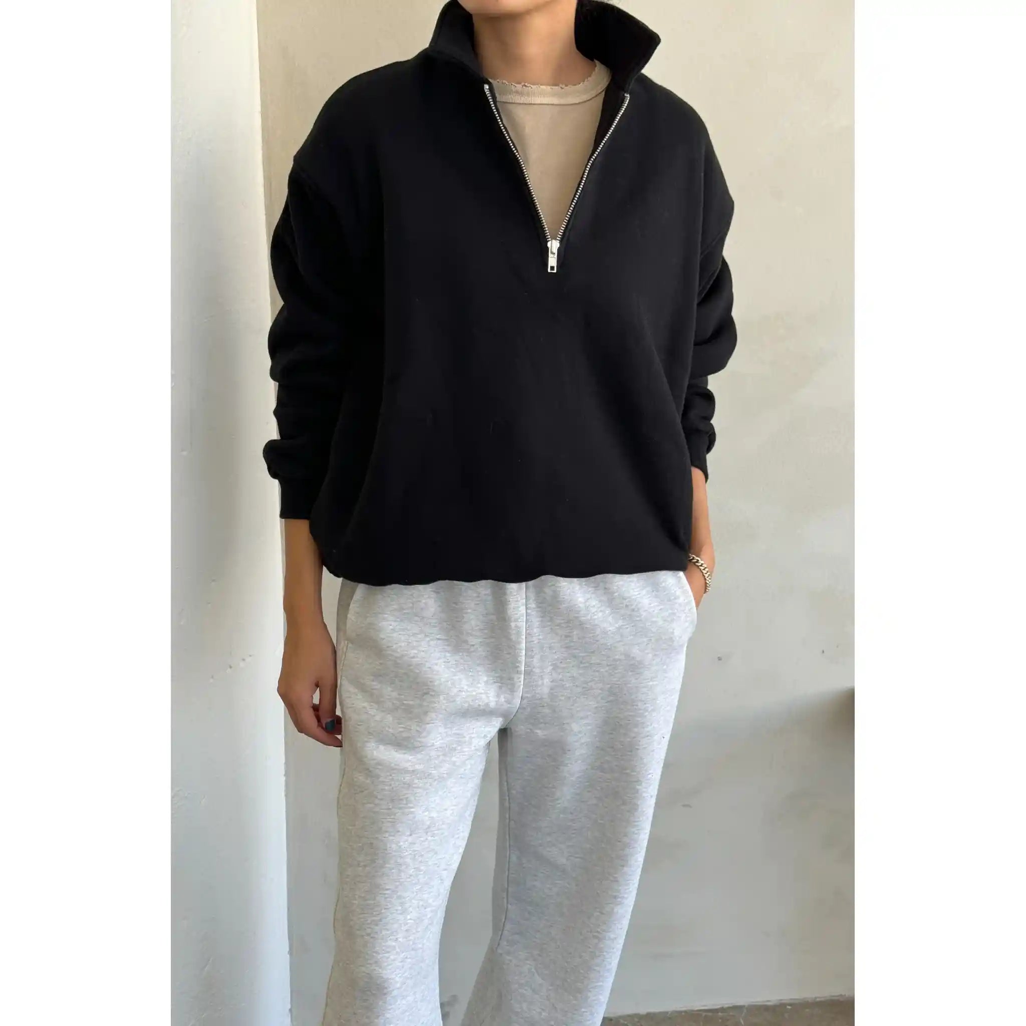 Le Bon Shoppe Womens Noah Top, black