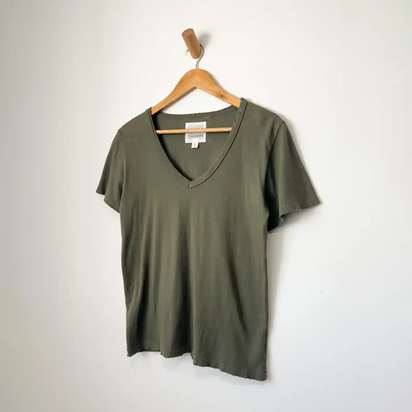 Le Bon Shoppe Womens La Vie Tee, olive green