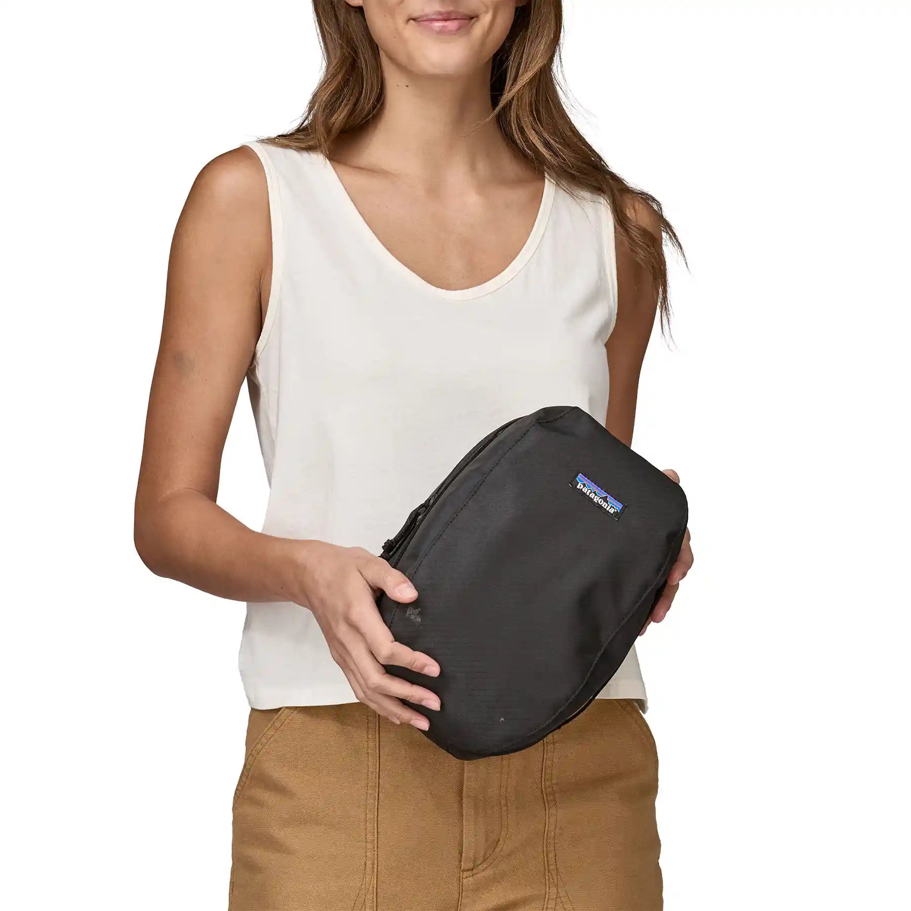 Patagonia Black Hole Cube 6L, nouveau green — available at Norwood