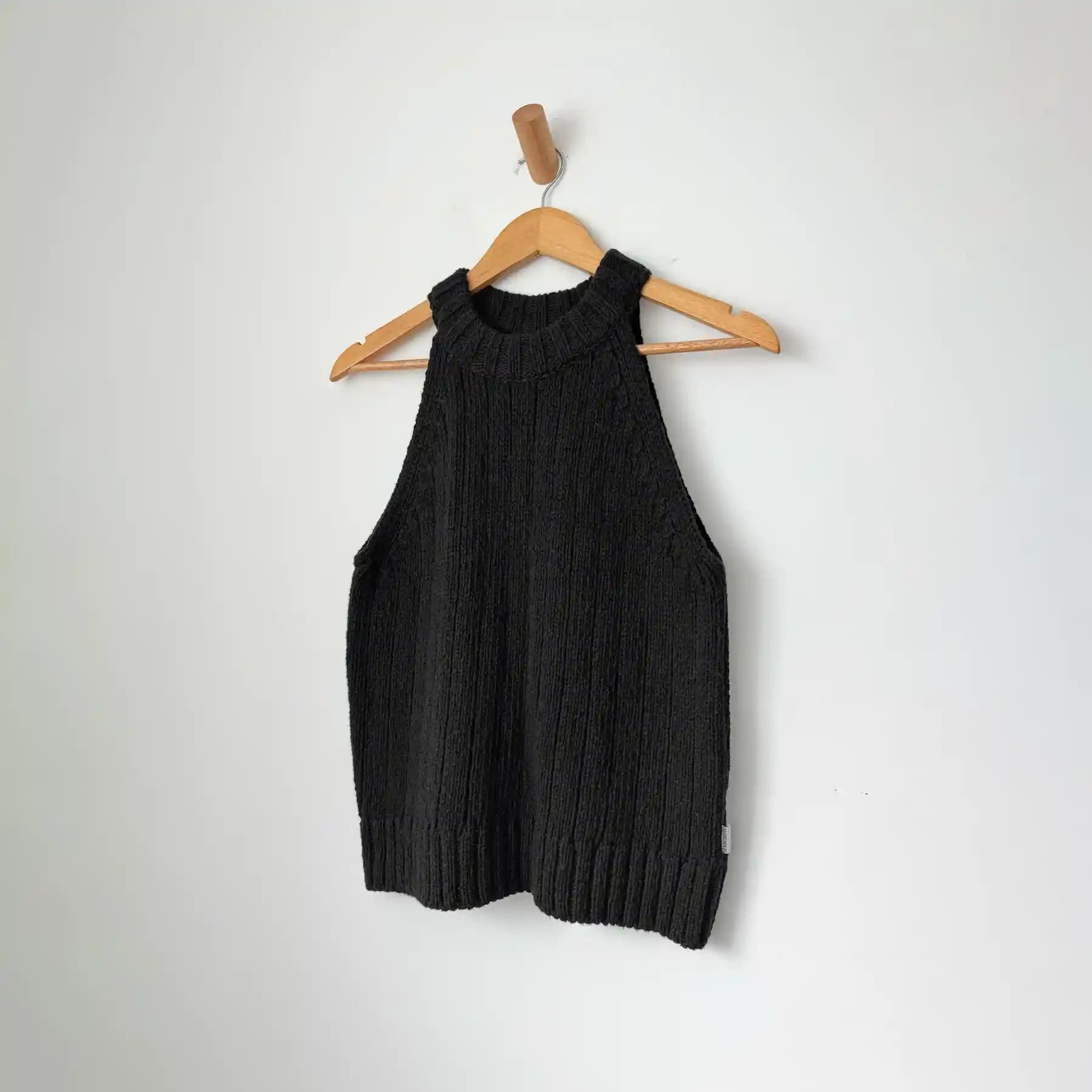 Le Bon Shoppe Womens Claire Cotton Sweater Tank, black