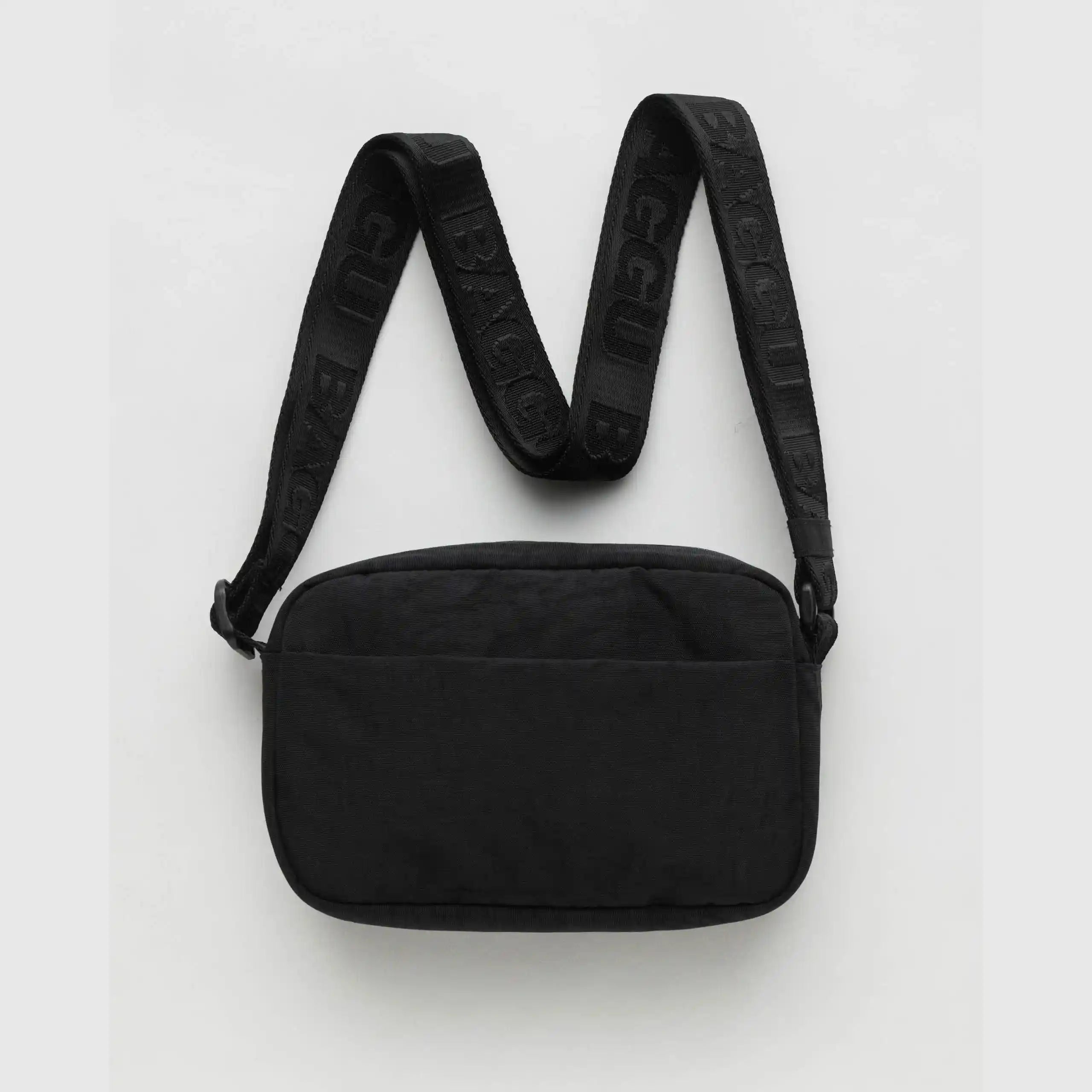 Baggu Camera Crossbody, black