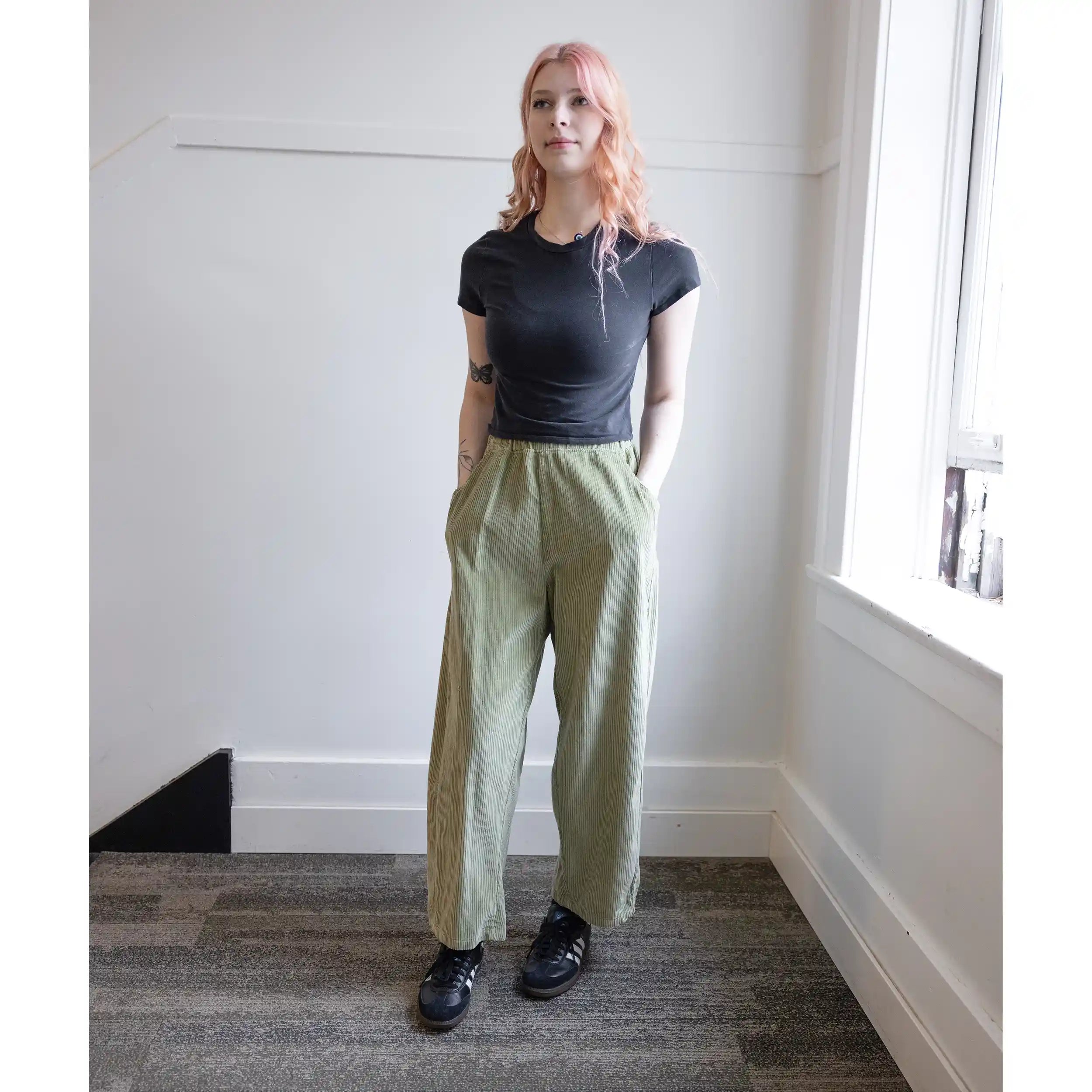 CUB Brett Pants, pistachio wide wale