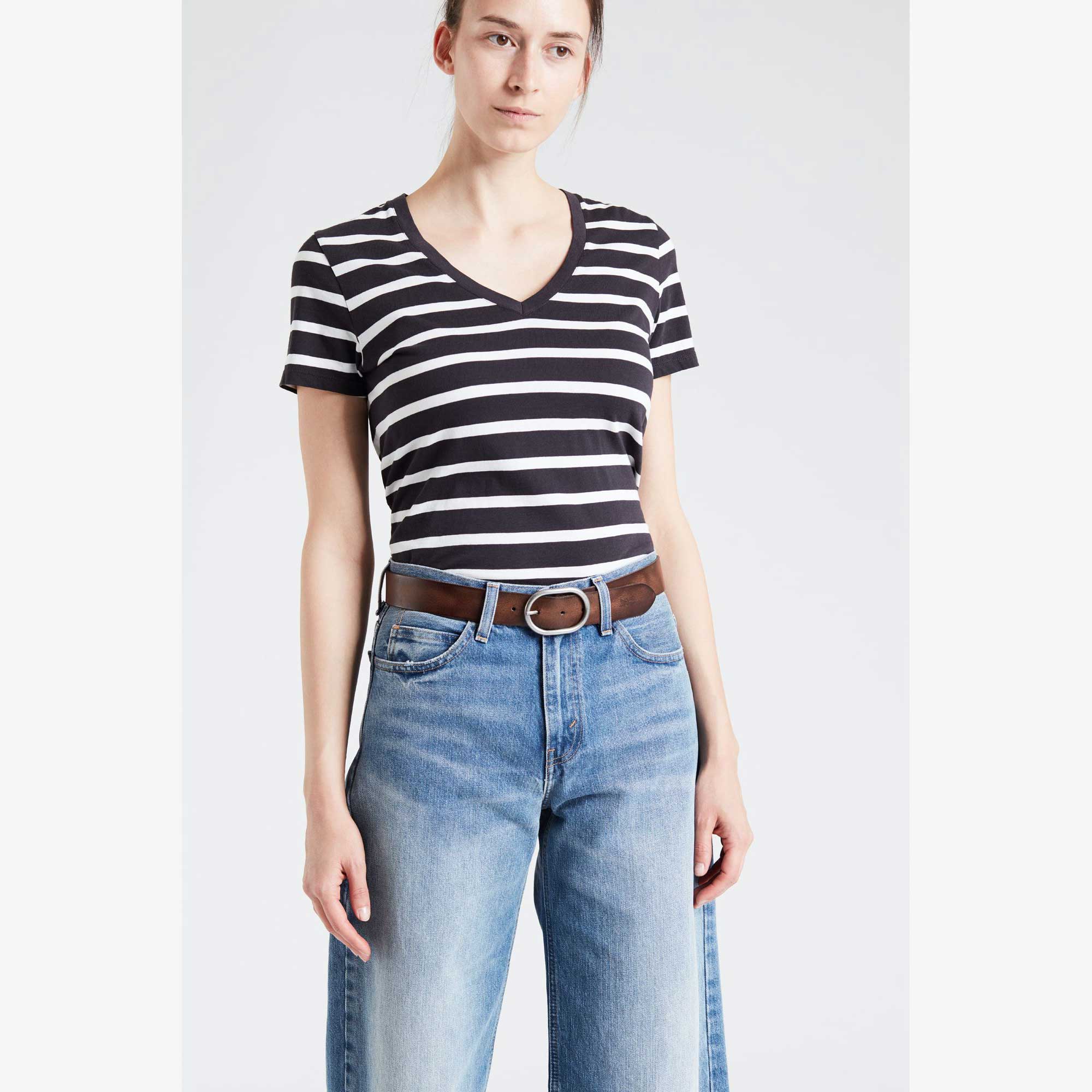Levi's Women's Calneva belt — available at Norwood