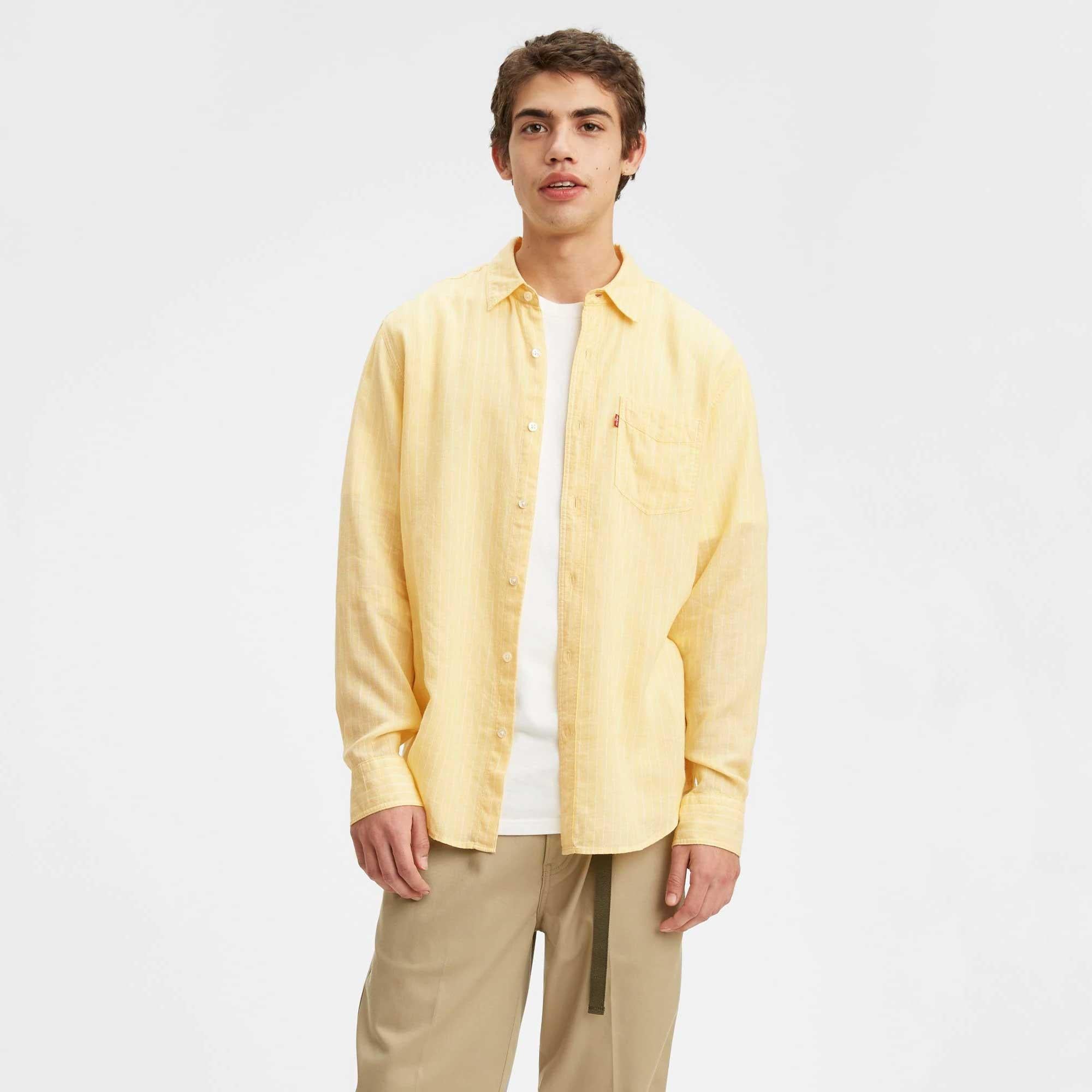 Levi's Men's Sunset 1 Pocket Standard shirt — available at Norwood