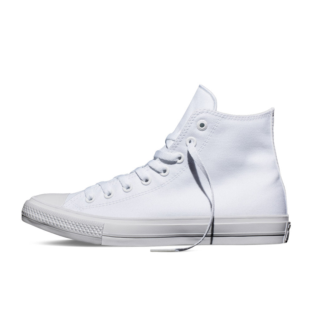 Converse Chuck Taylor All Star II Hi. 150148C. White/white/navy.