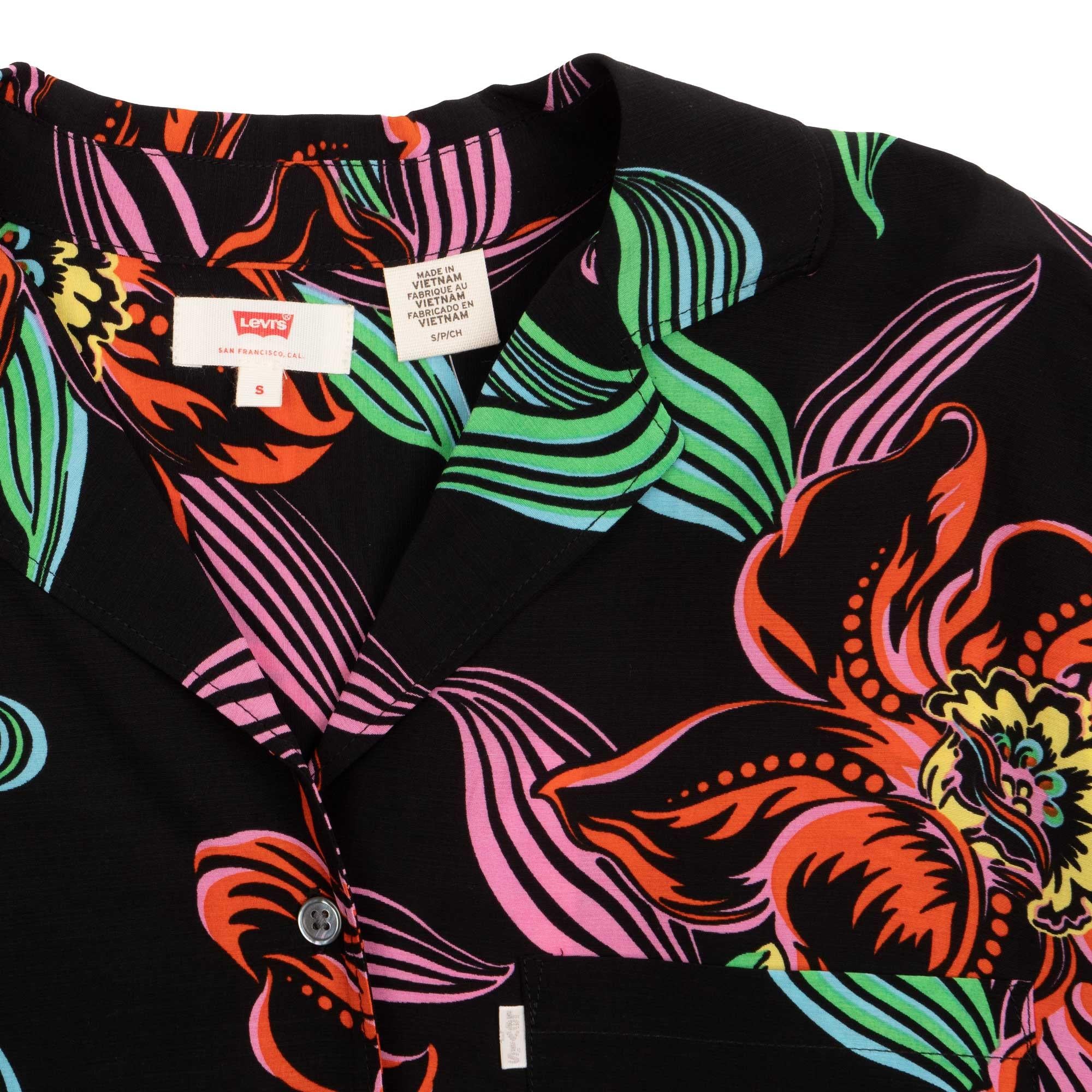 Levi's Women's Mahina shirt — available at Norwood