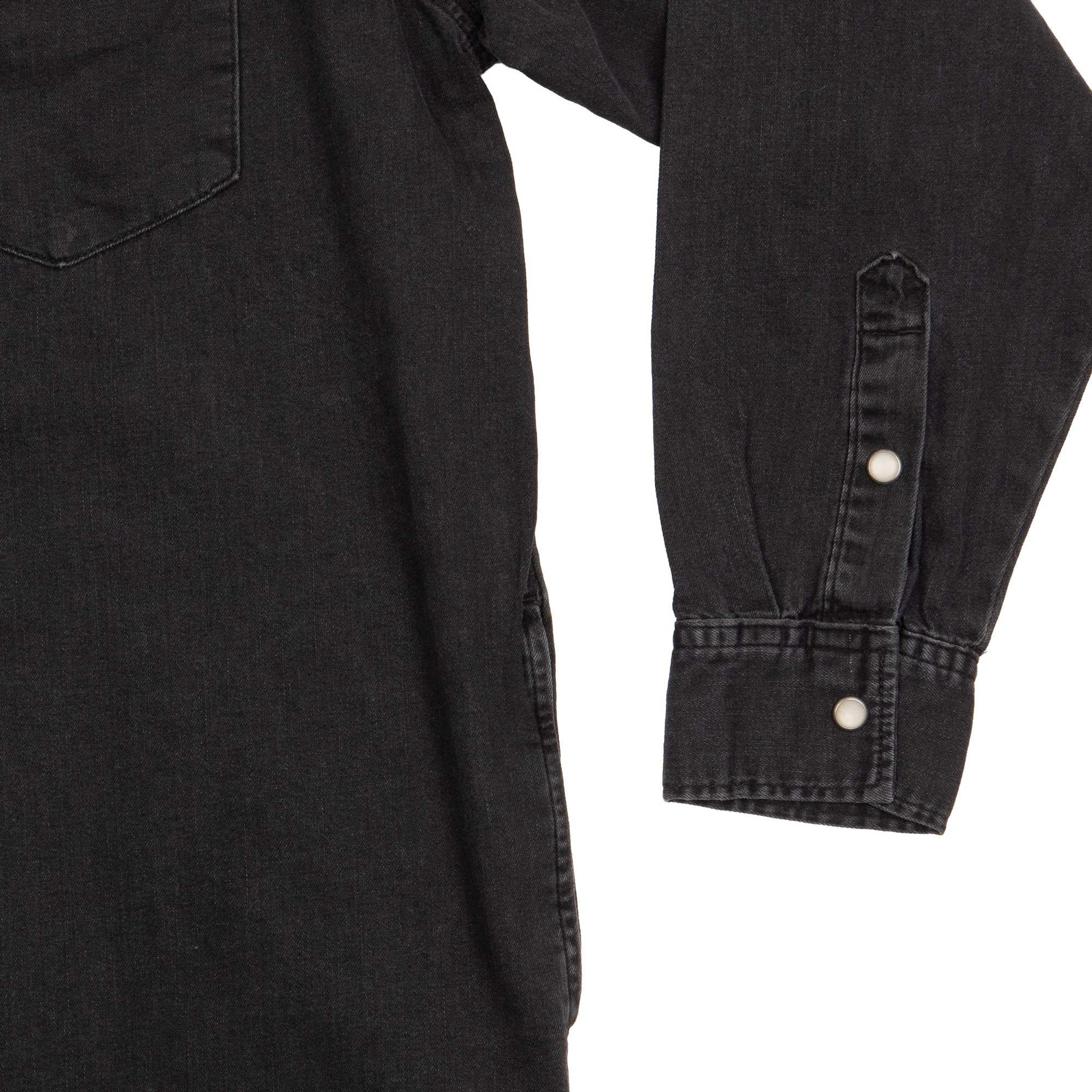 Levi's Women's Oversize Sawtooth shirt — available at Norwood