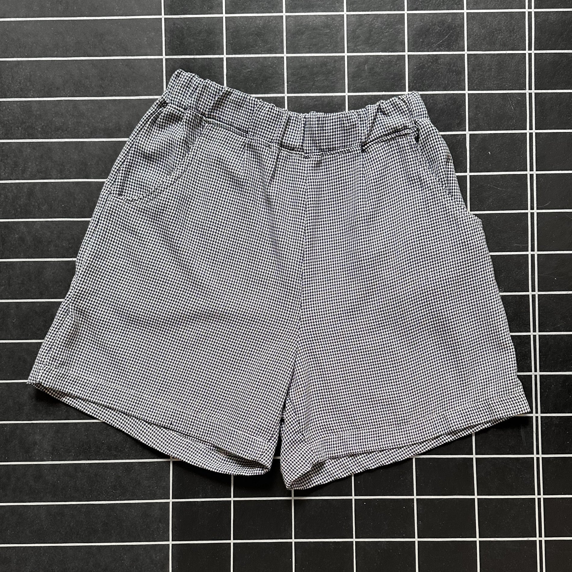 CUB Alia Shorts, houndstooth