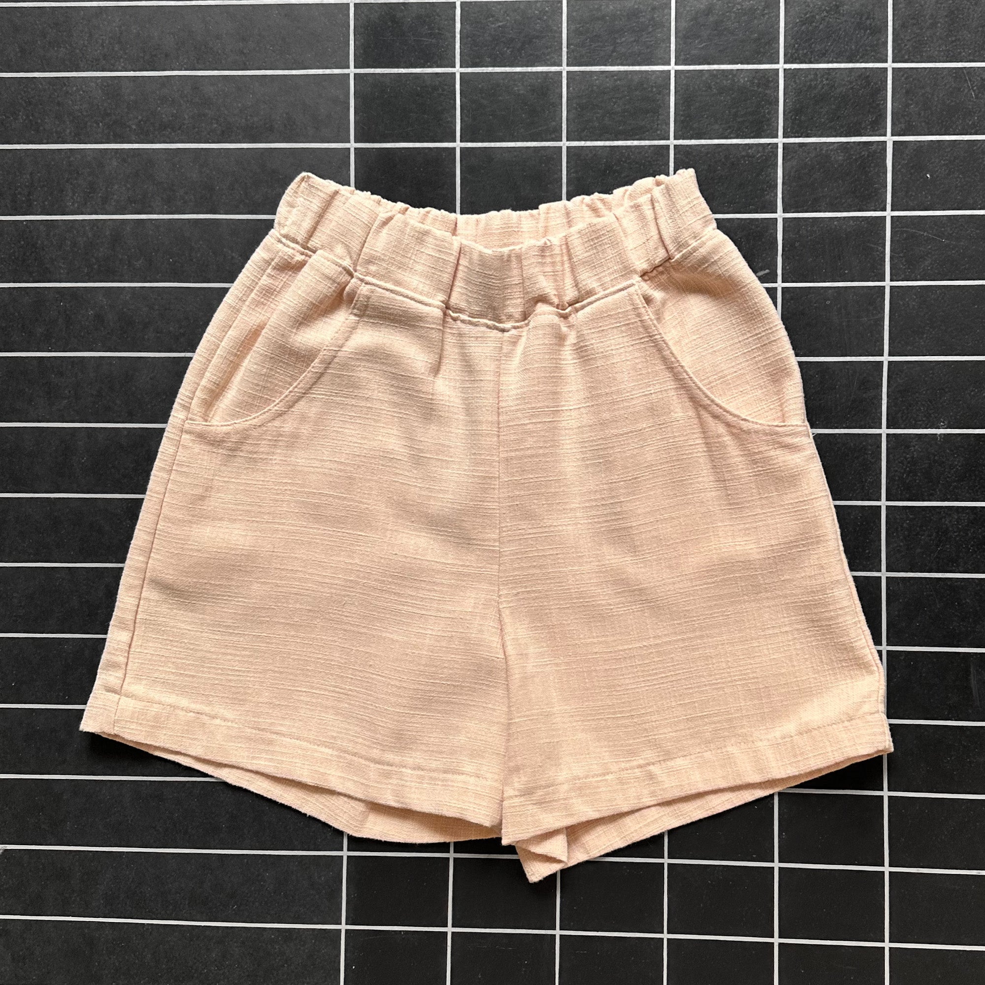 CUB Womens Alia Shorts, light peach linen