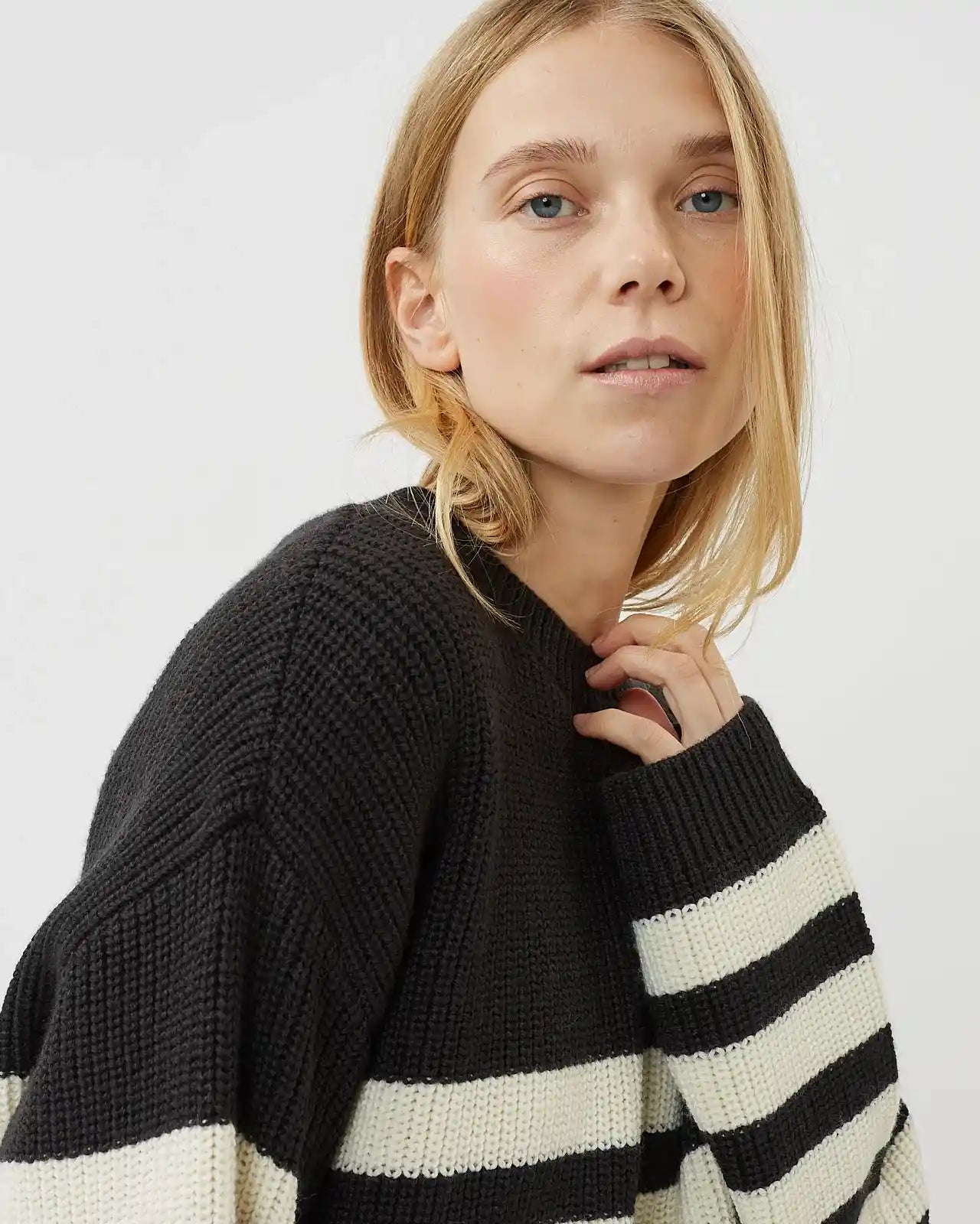 Minimum Womens Brinny Jumper, black — available at Norwood