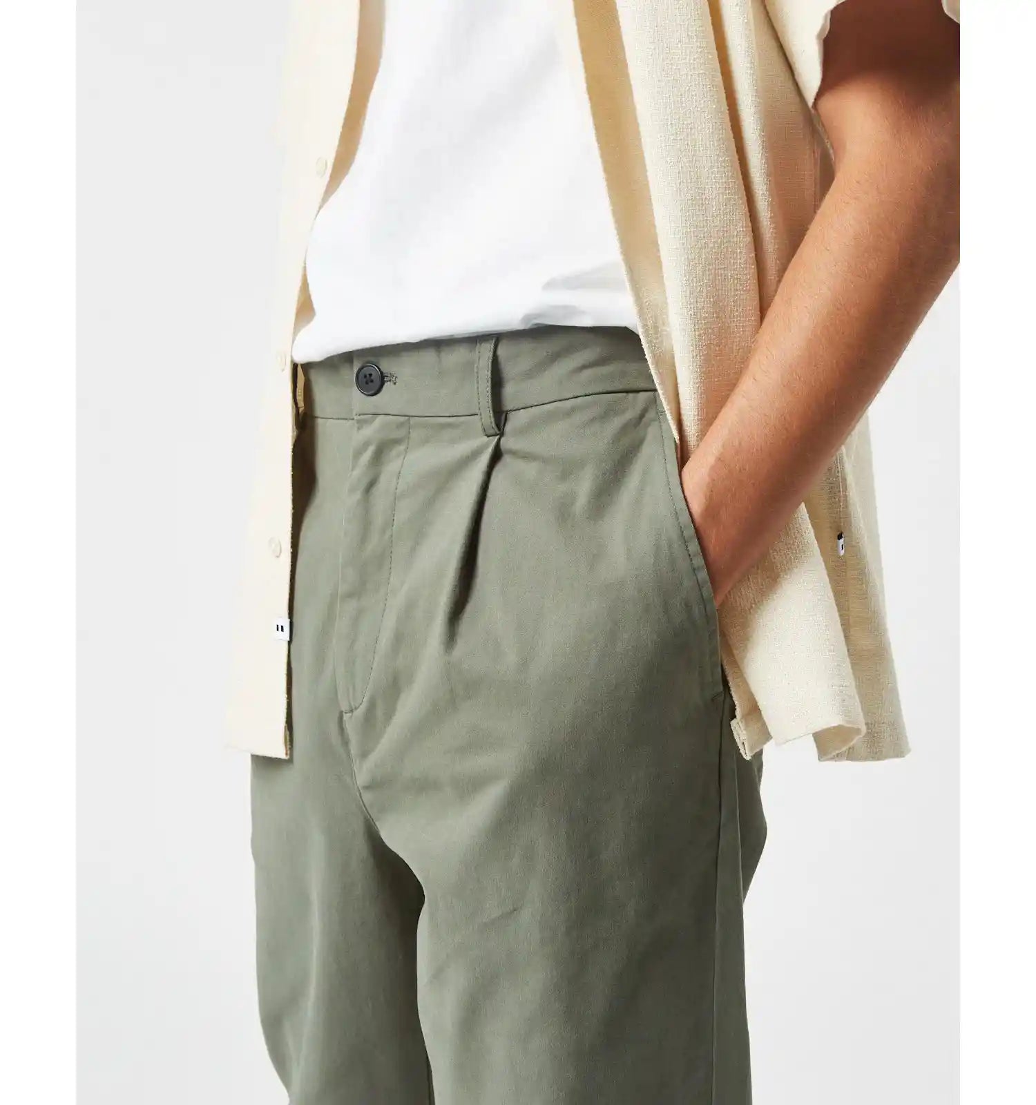 Minimum Bertils Casual Pant, beetle — available at Norwood