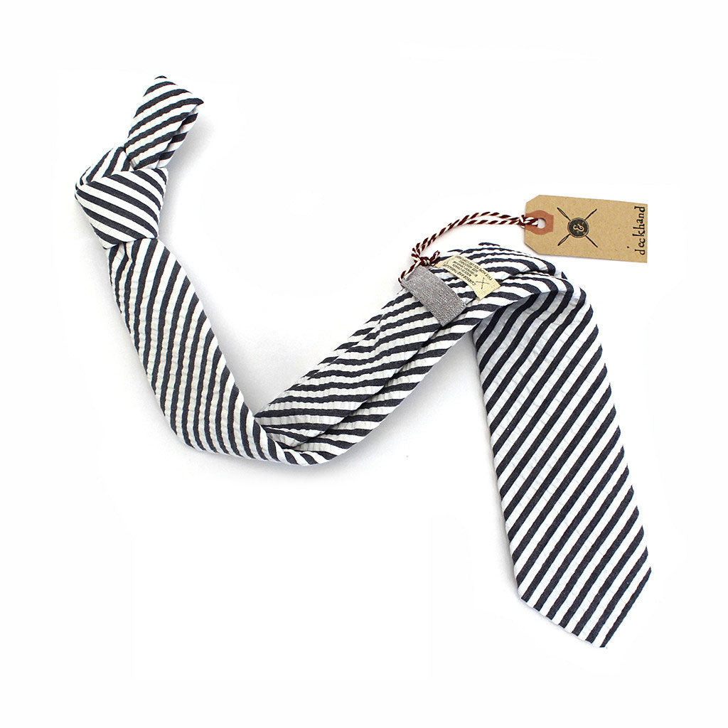 Cursor & Thread Deckhand Stripe Seersucker Necktie - navy